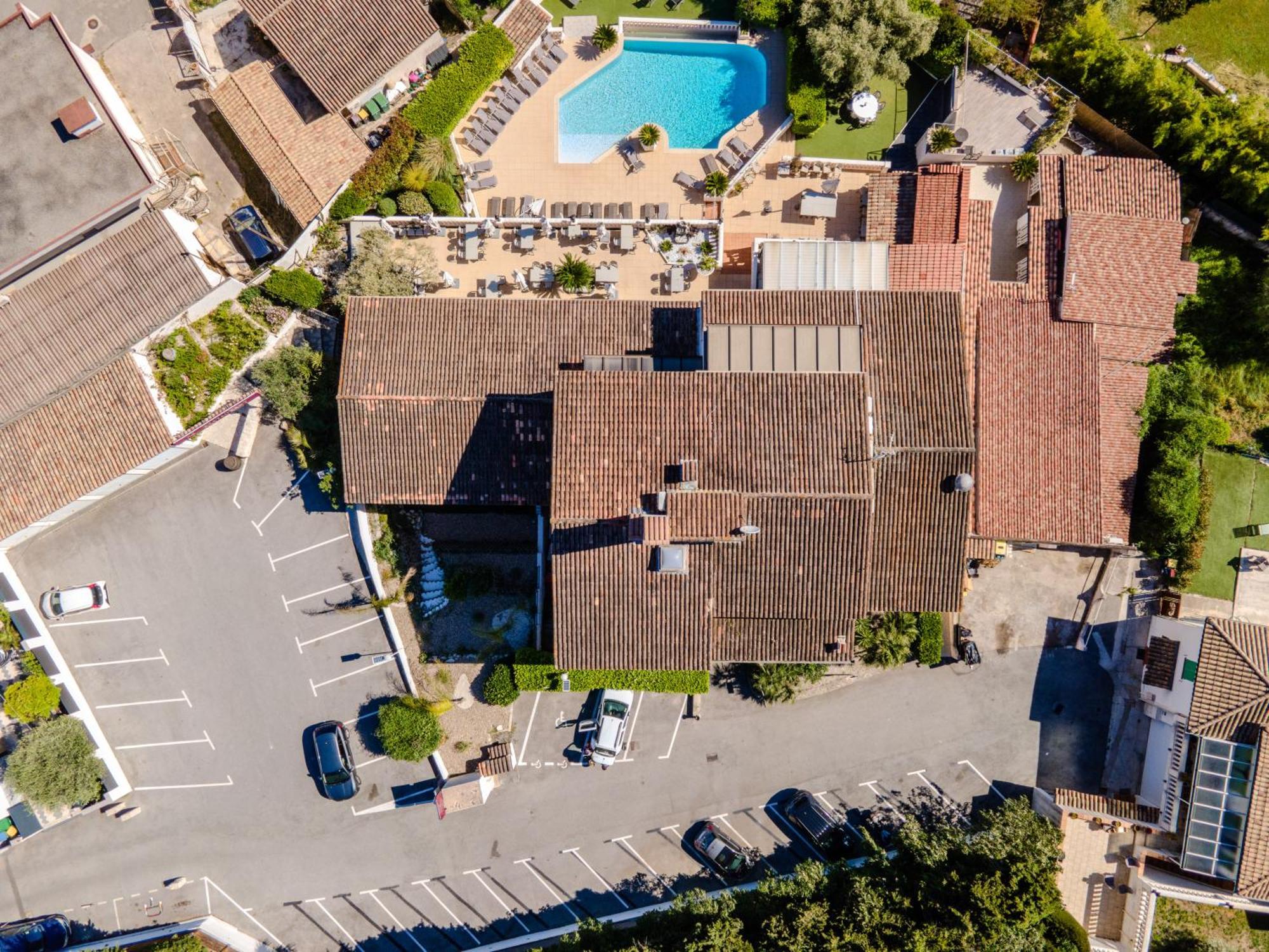 Hotel & Restaurant Perla Riviera Villeneuve-Loubet Eksteriør billede