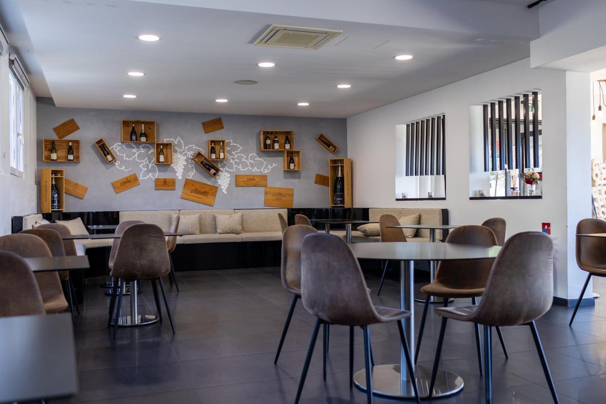 Hotel & Restaurant Perla Riviera Villeneuve-Loubet Eksteriør billede